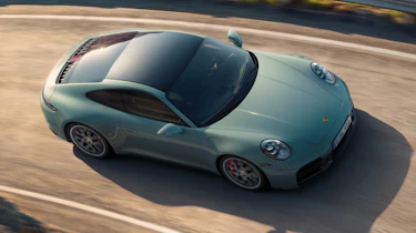 Porsche 911 Carrera 4S front