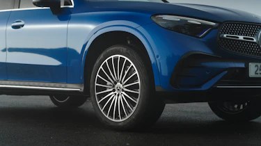2025 Mercedes-Benz GLC