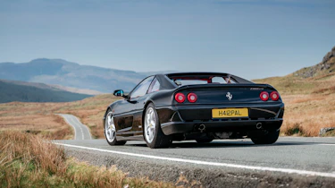 Ferrari 355 – rear