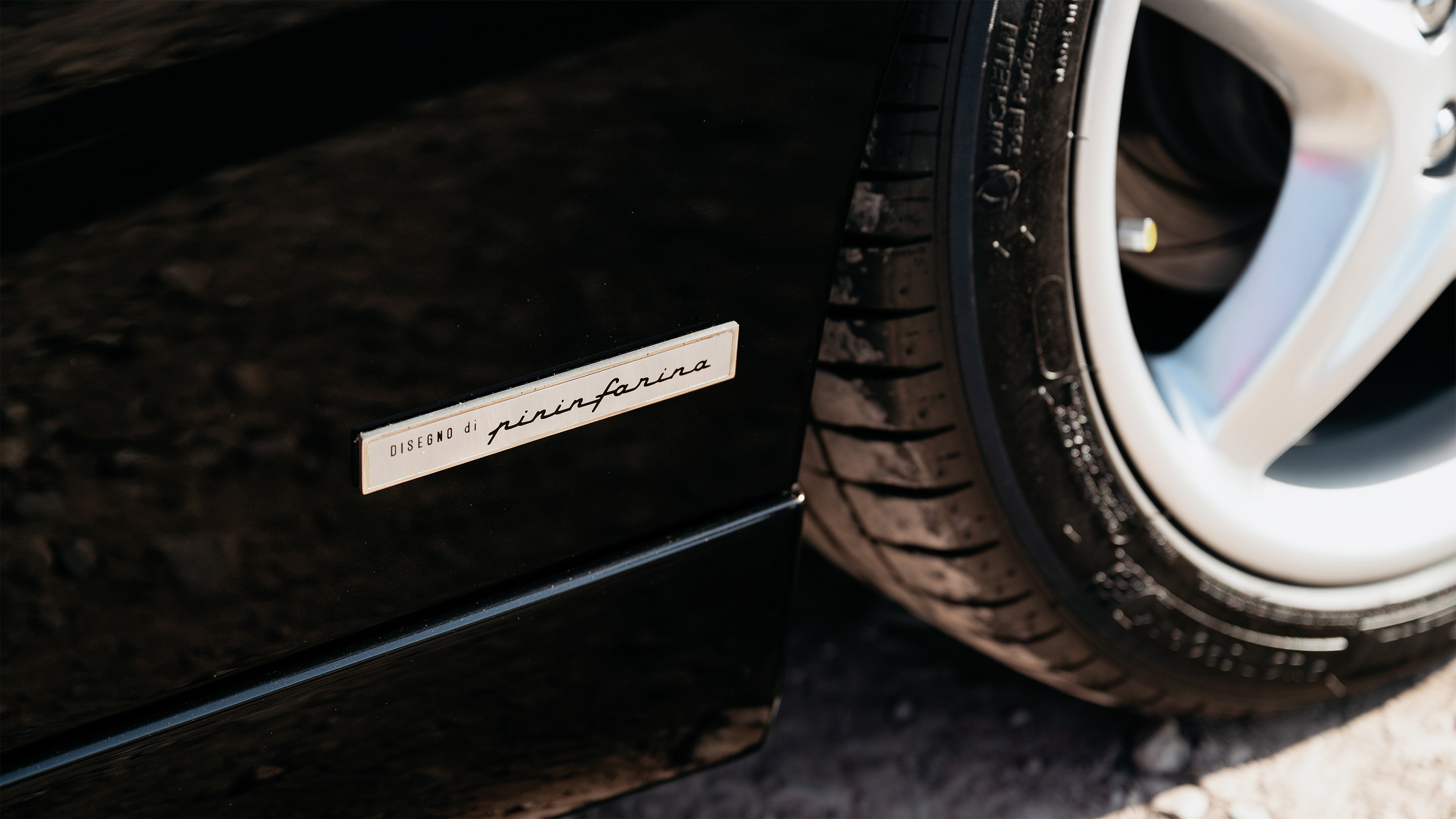 Ferrari 355 – badge