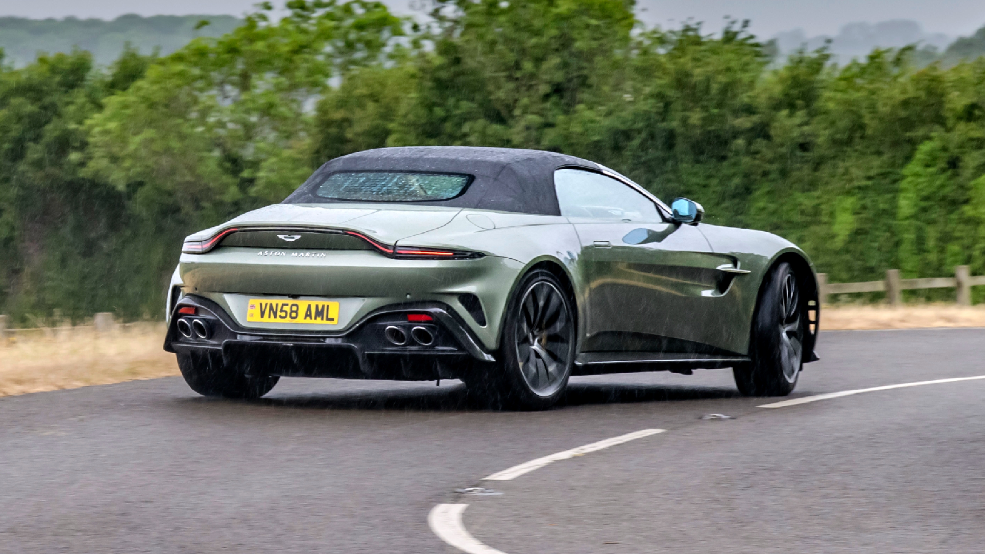 Aston Martin Vantage Roadster rear