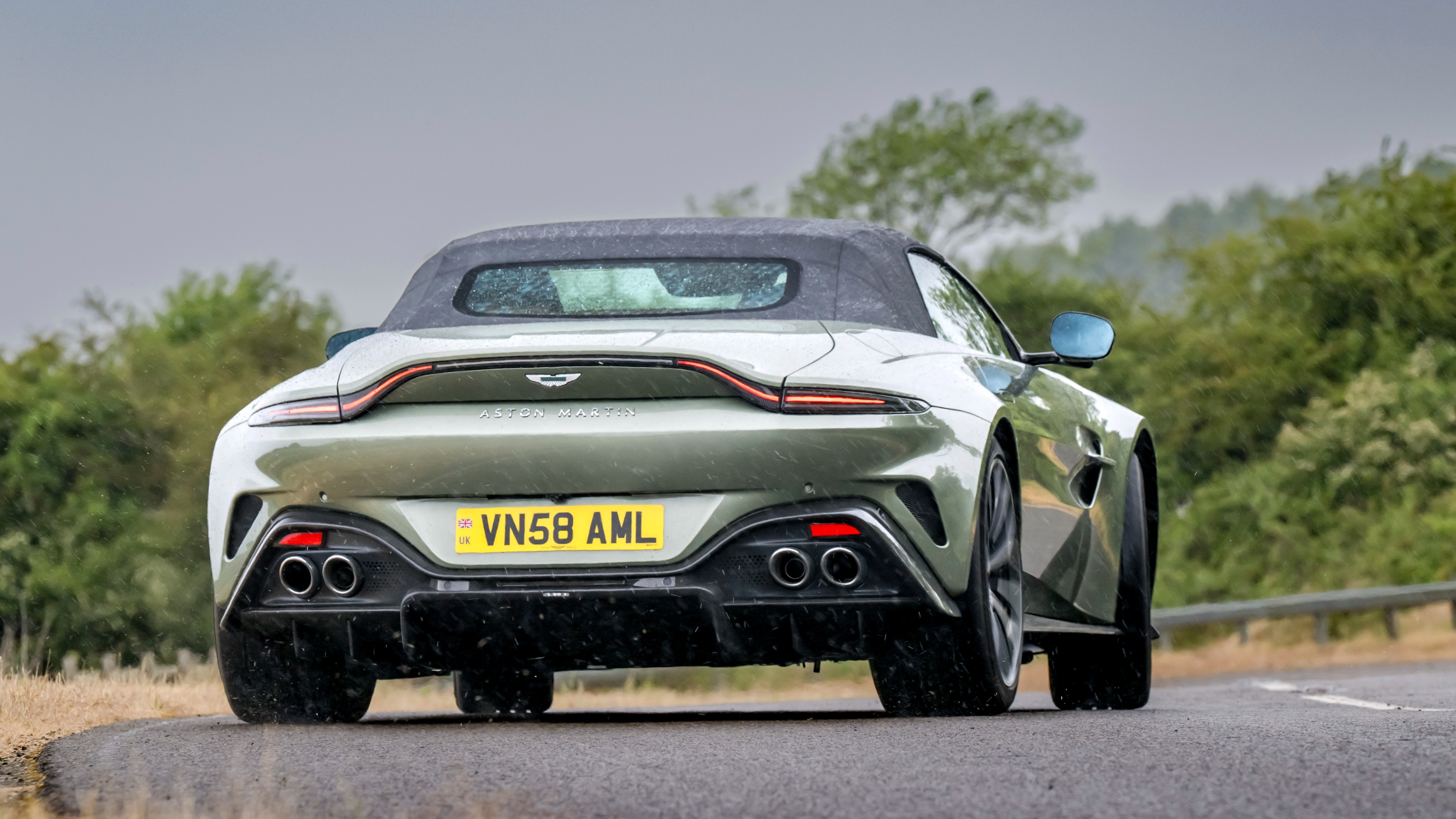 Aston Martin Vantage Roadster rear