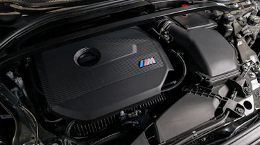 Audi S3 v BMW M235