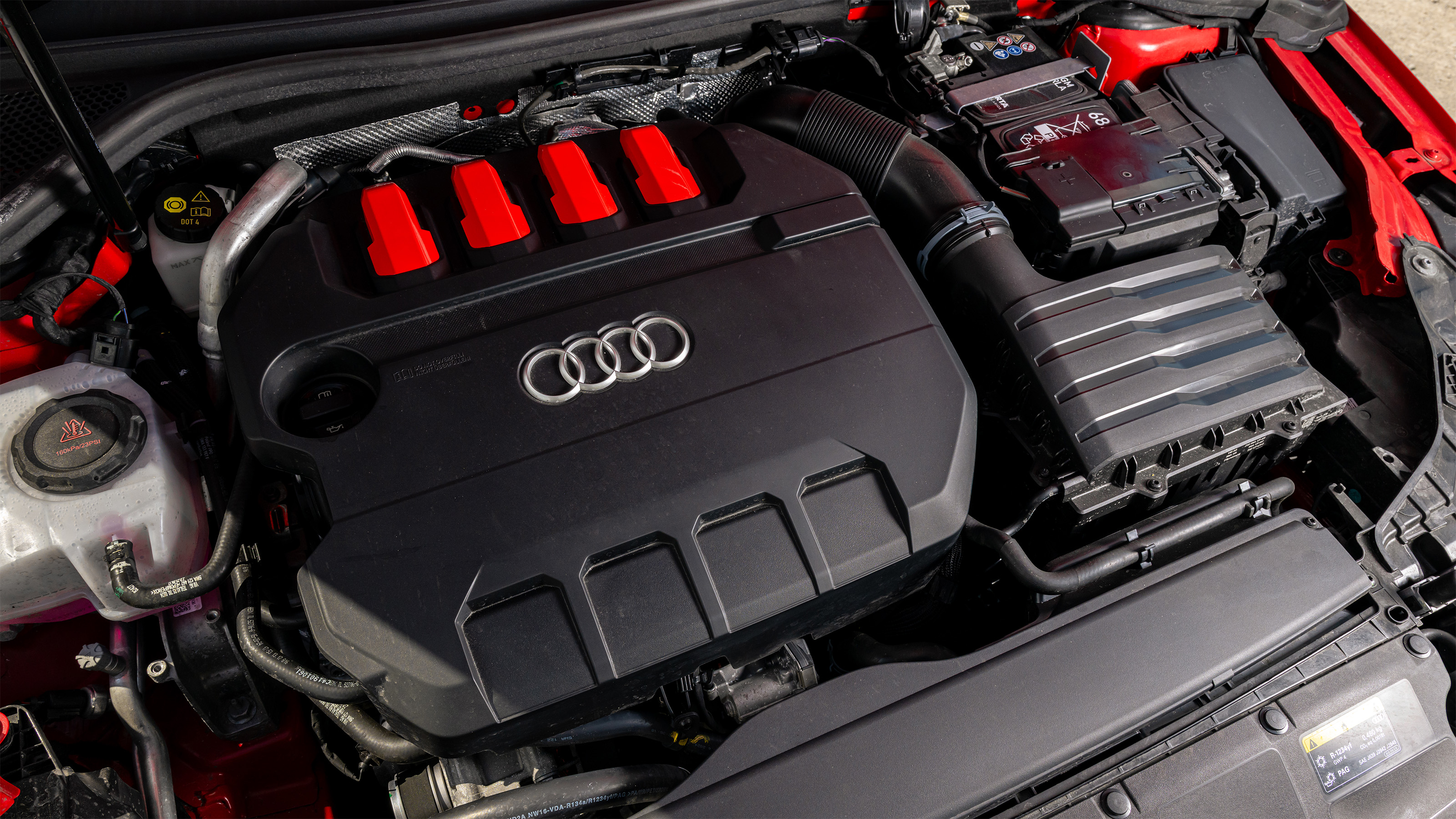 Audi S3 v BMW M235