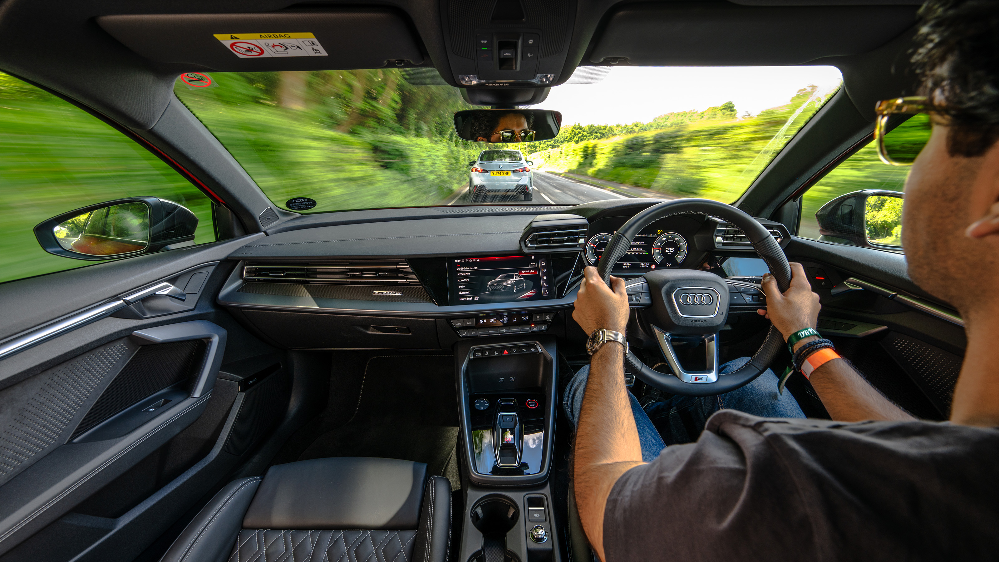 Audi S3 v BMW M235