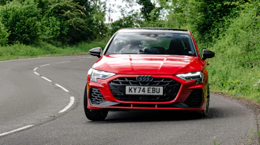 Audi S3 v BMW M235