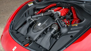 Ferrari Roma Spider engine
