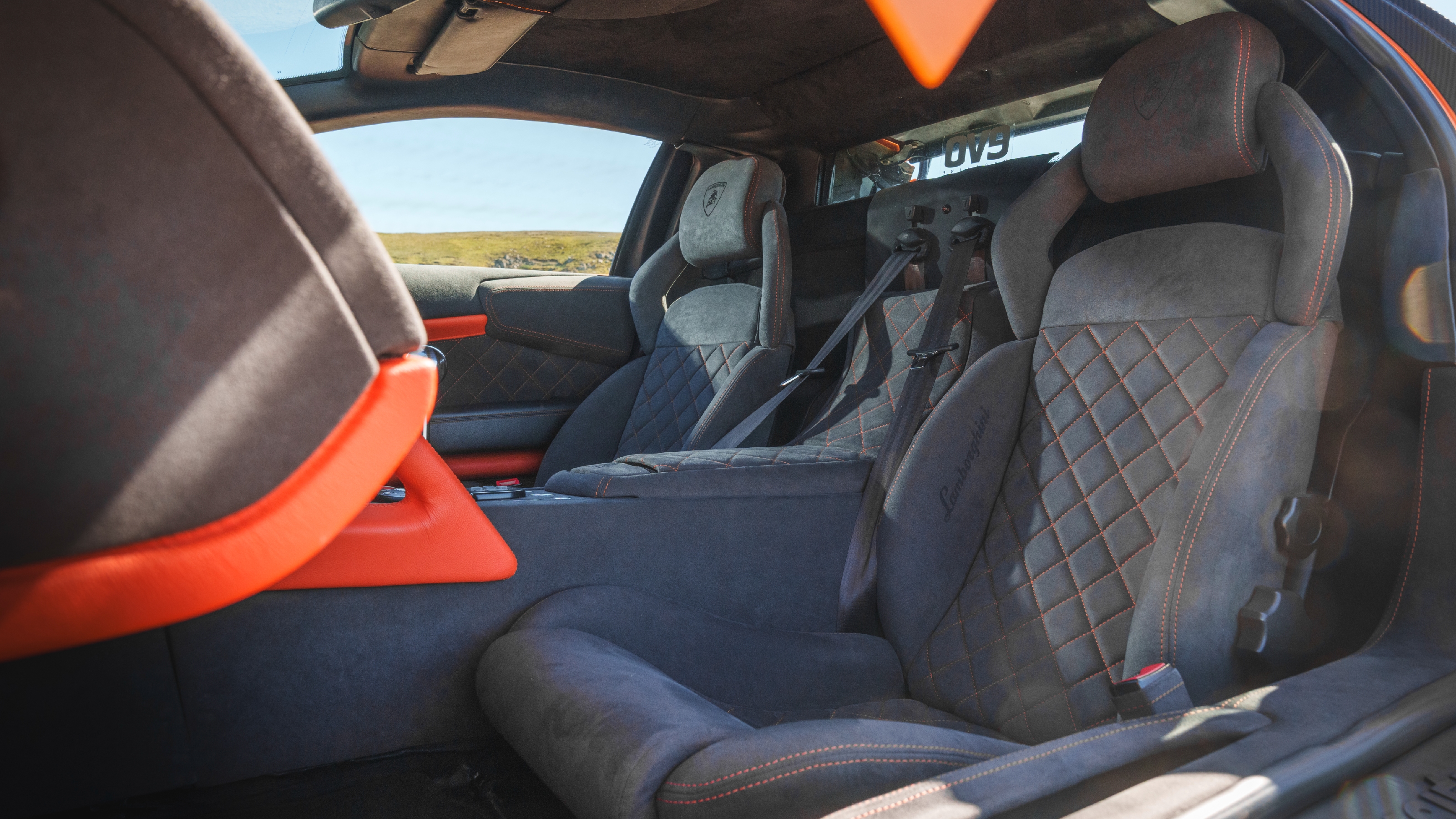 Lamborghini Murciélago interior