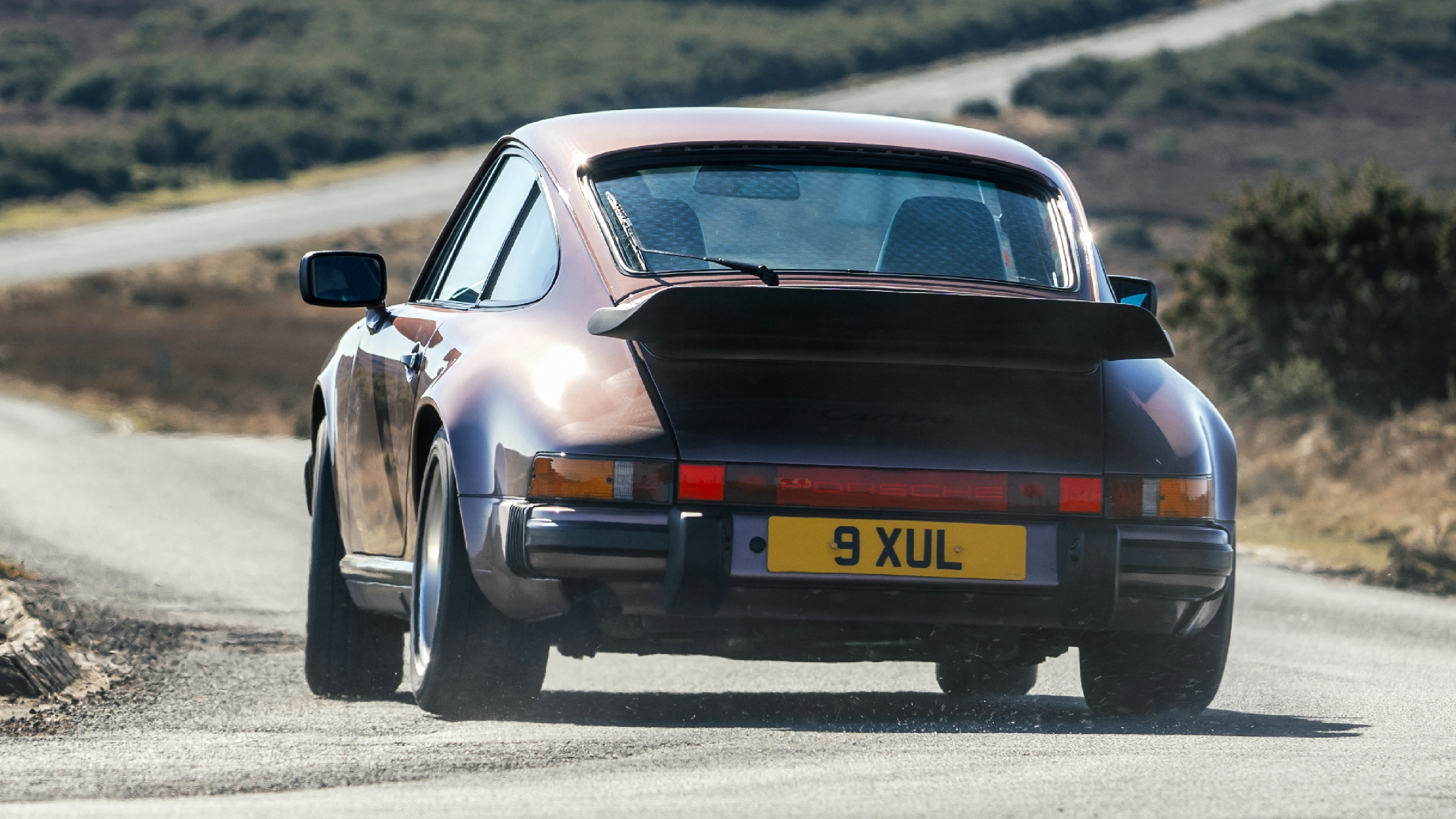 Porsche 911 3.2 Carrera rear