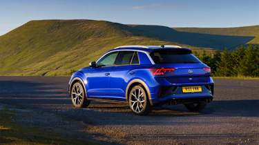 Volkswagen T-Roc R – rear