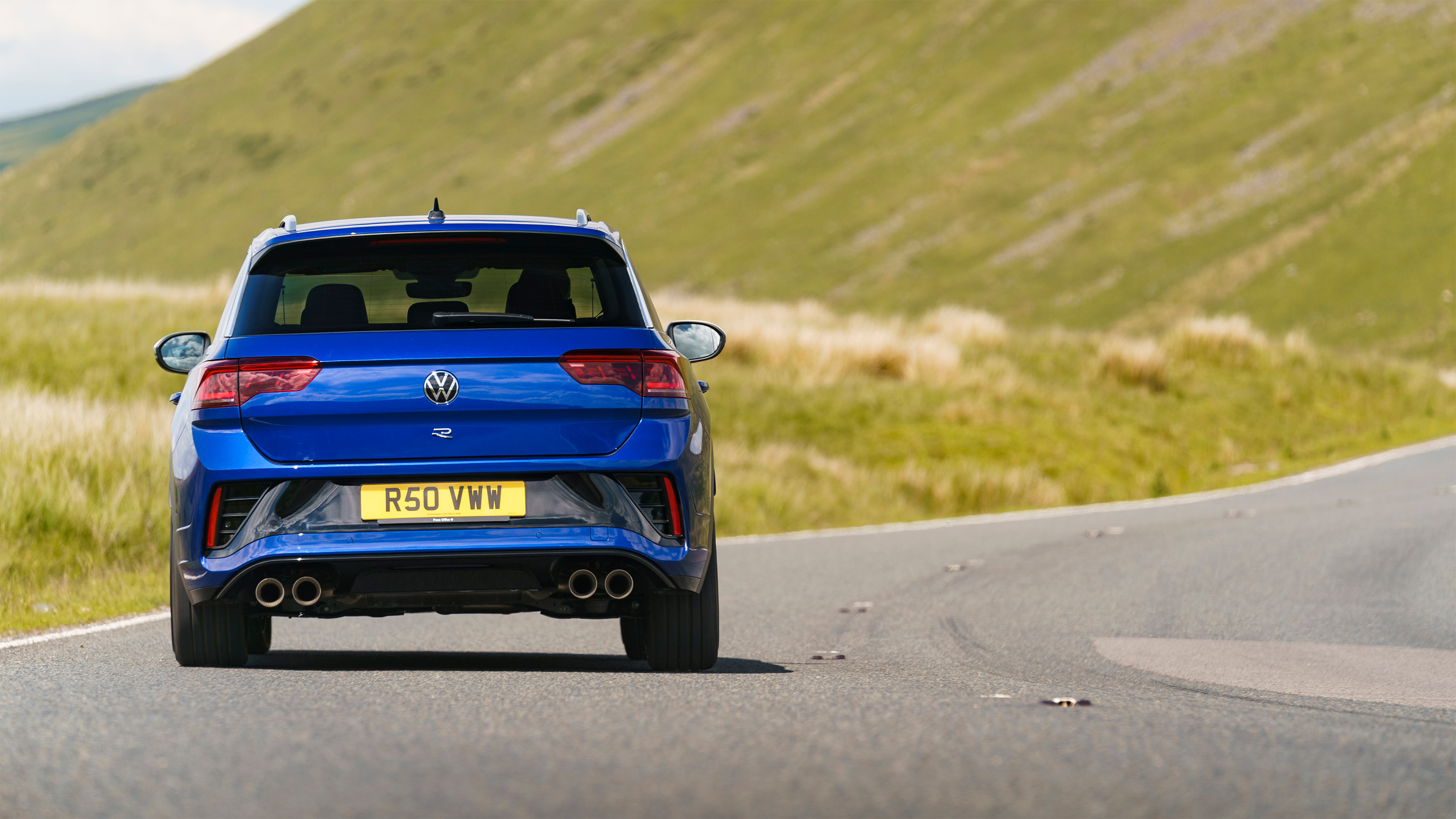 Volkswagen T-Roc R – rear