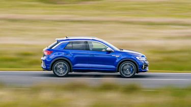 Volkswagen T-Roc R – side