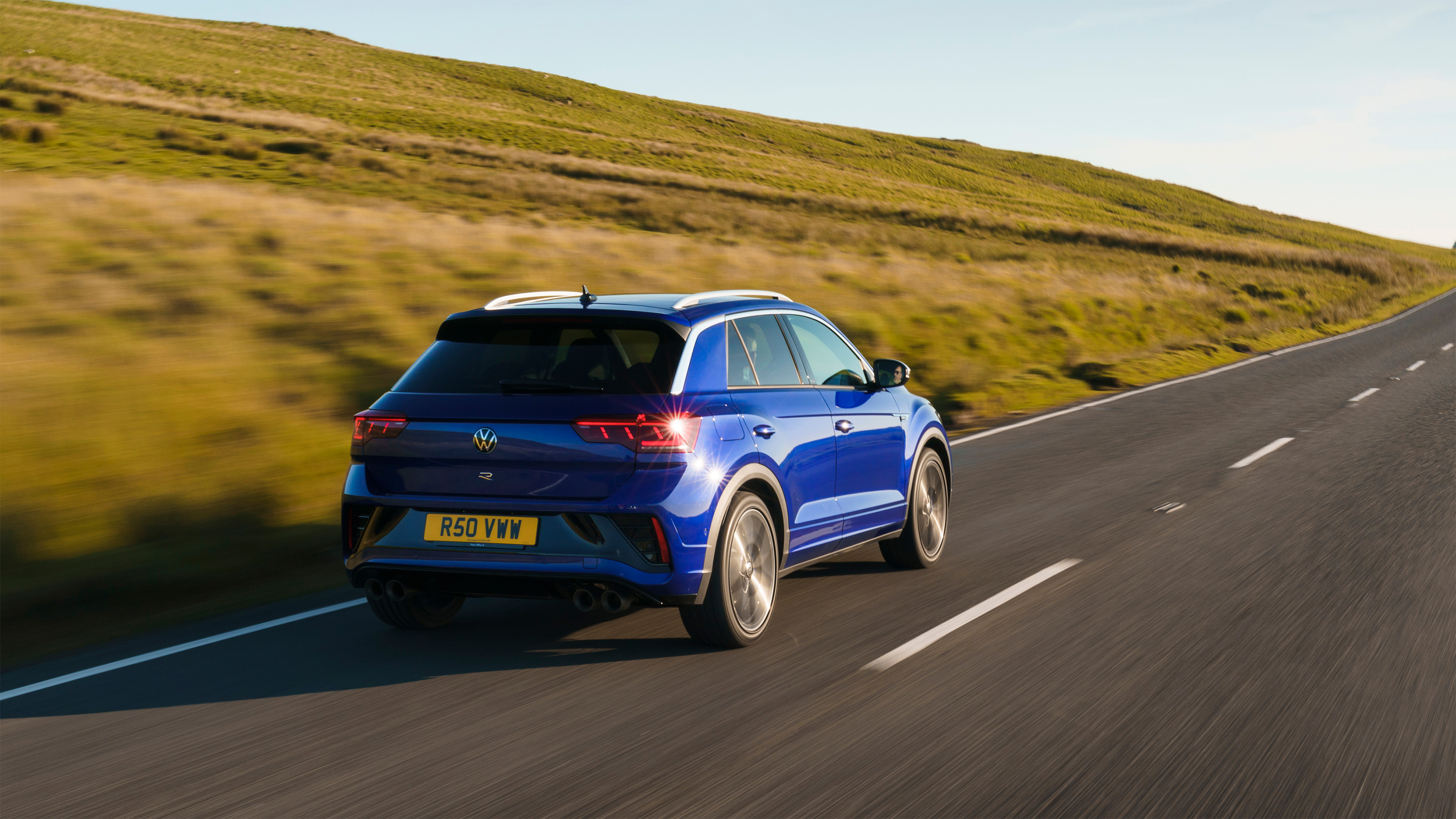 Volkswagen T-Roc R – rear