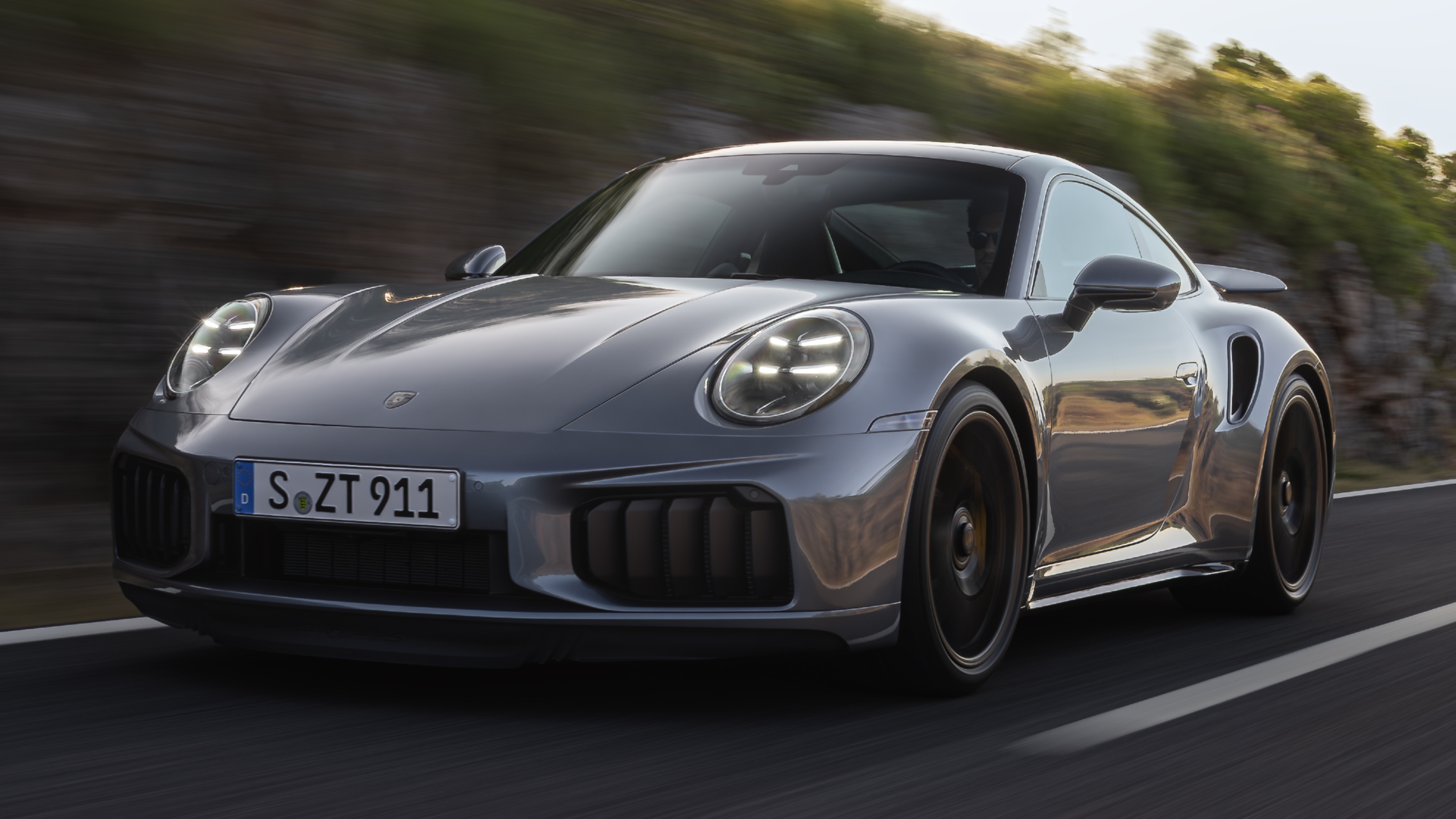 Porsche 911 Turbo S 992.2 front