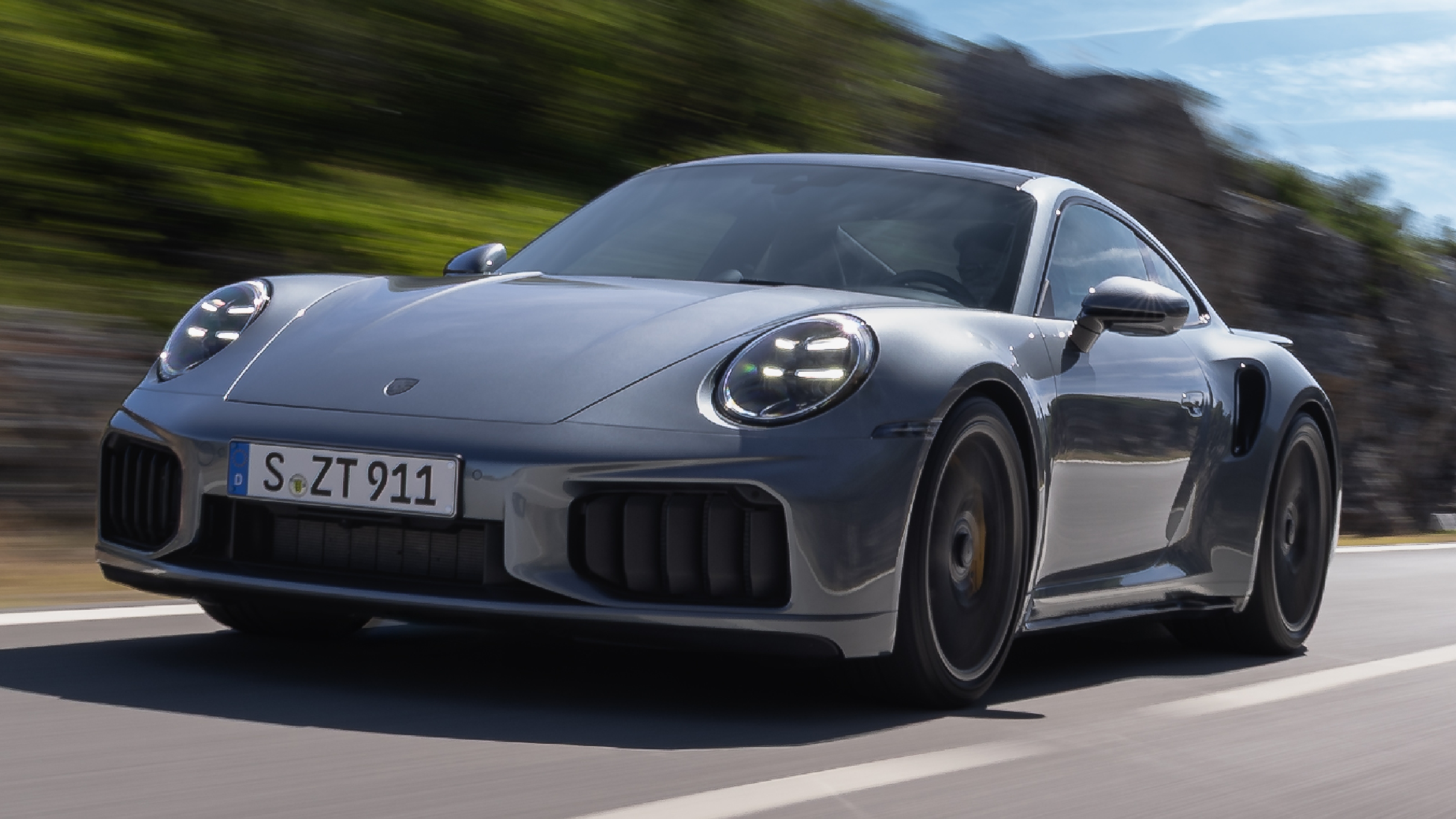 Porsche 911 Turbo S 992.2 front