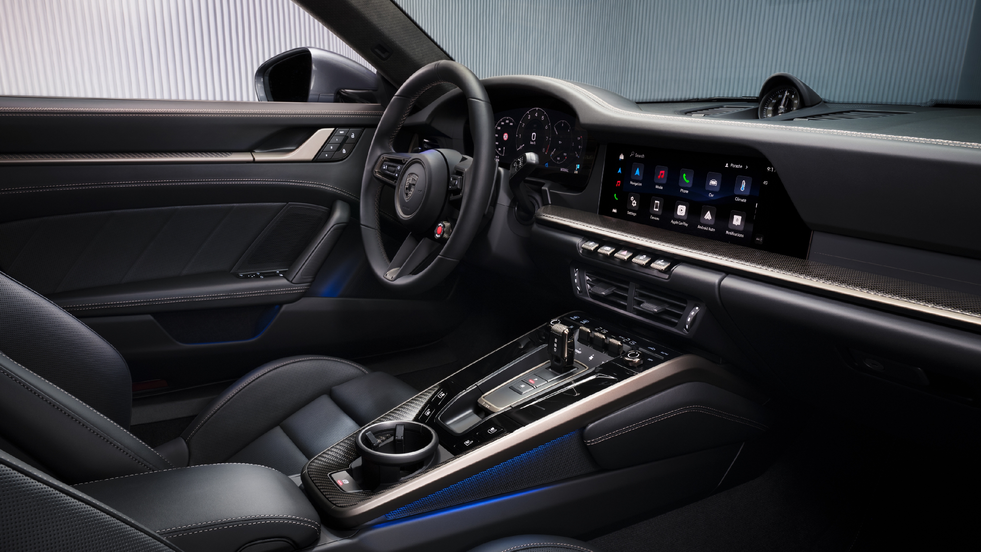 Porsche 911 Turbo S 992.2 interior
