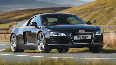 Audi R8 V8
