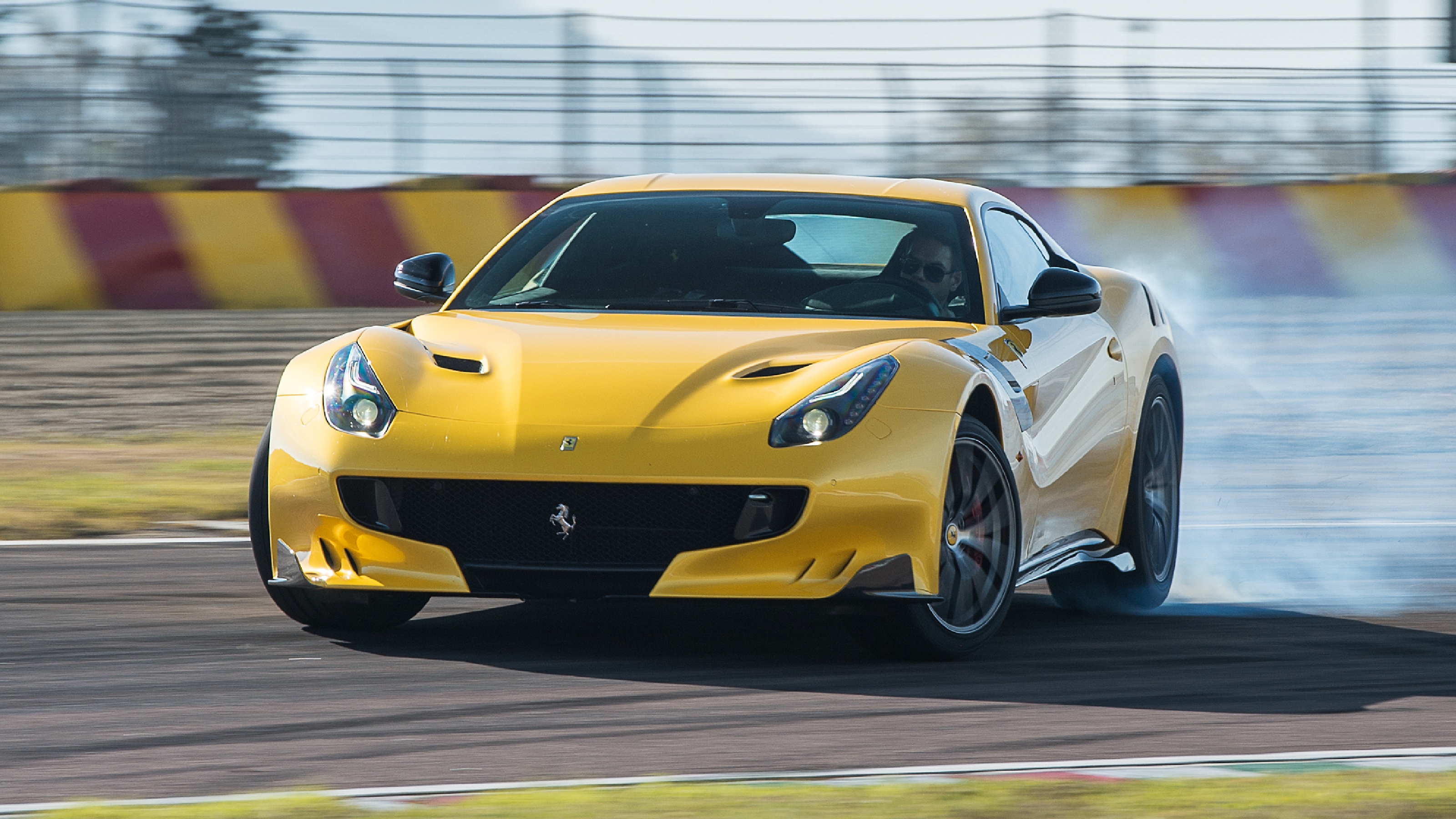 Ferrari F12 TdF