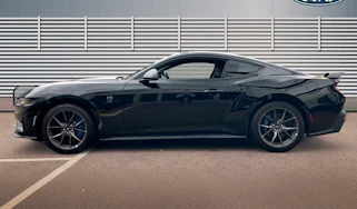 Ford Mustang Dark Horse