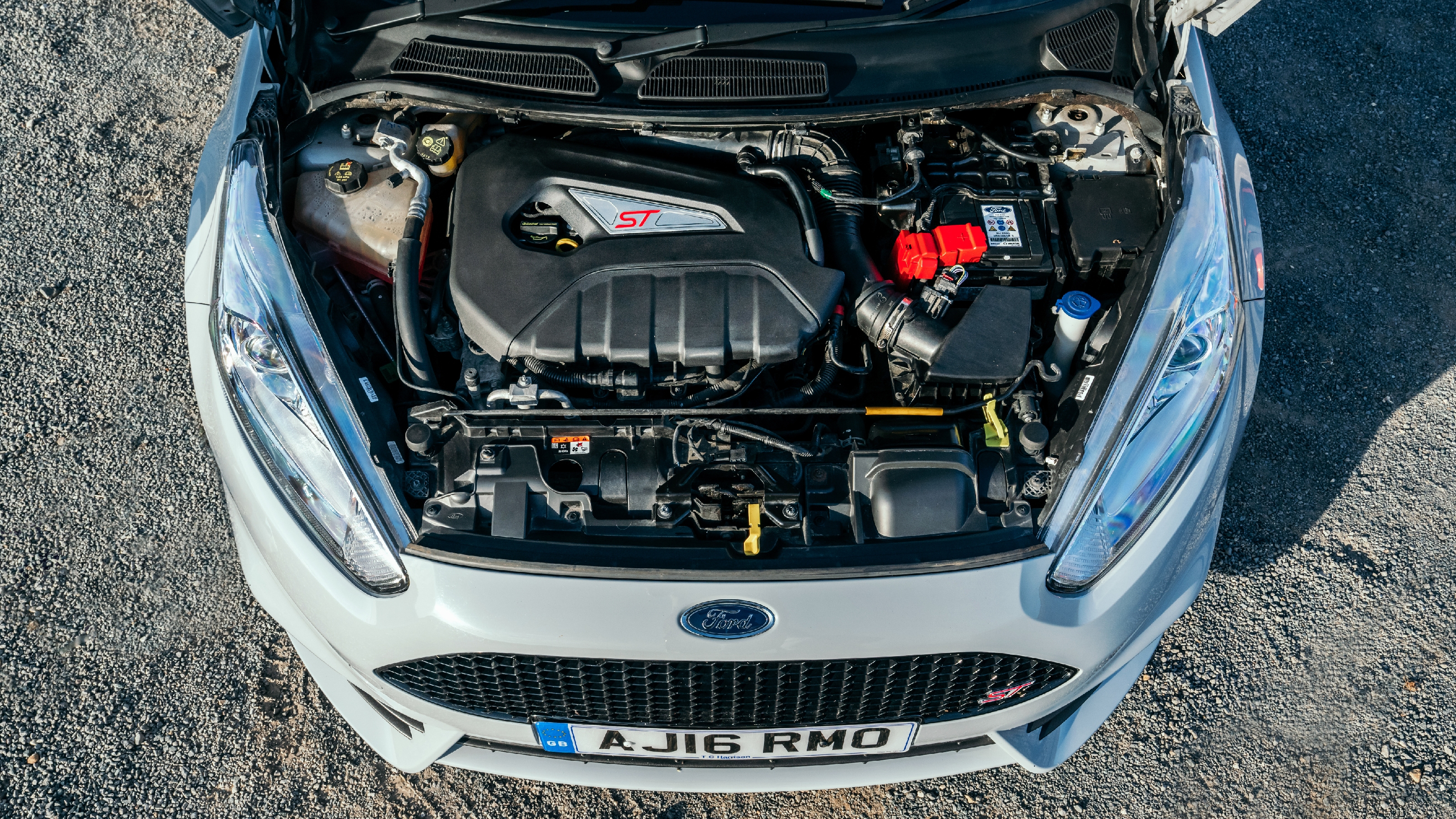Ford Fiesta ST200 engine