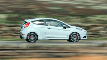 Ford Fiesta ST200 side