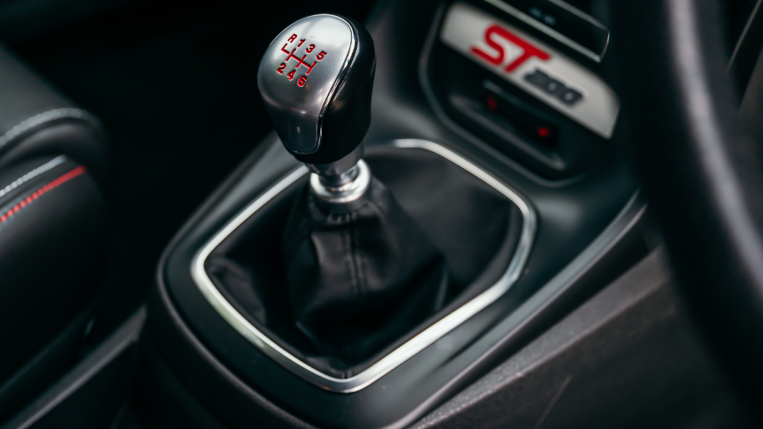 Ford Fiesta ST200 gearstick