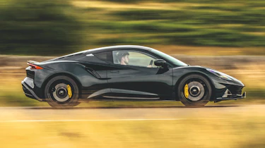 Lotus Emira Turbo SE