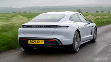 Porsche Taycan rwd