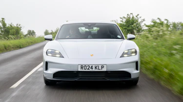 Porsche Taycan rwd