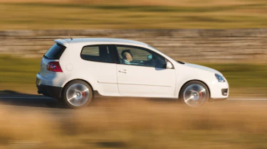 VW Golf GTI Mk5 side