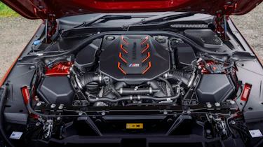 BMW M5 engine