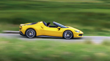 Ferrari 296 GTS