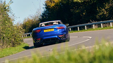 Aston Martin DB12 Volante v Maserati GranCabrio