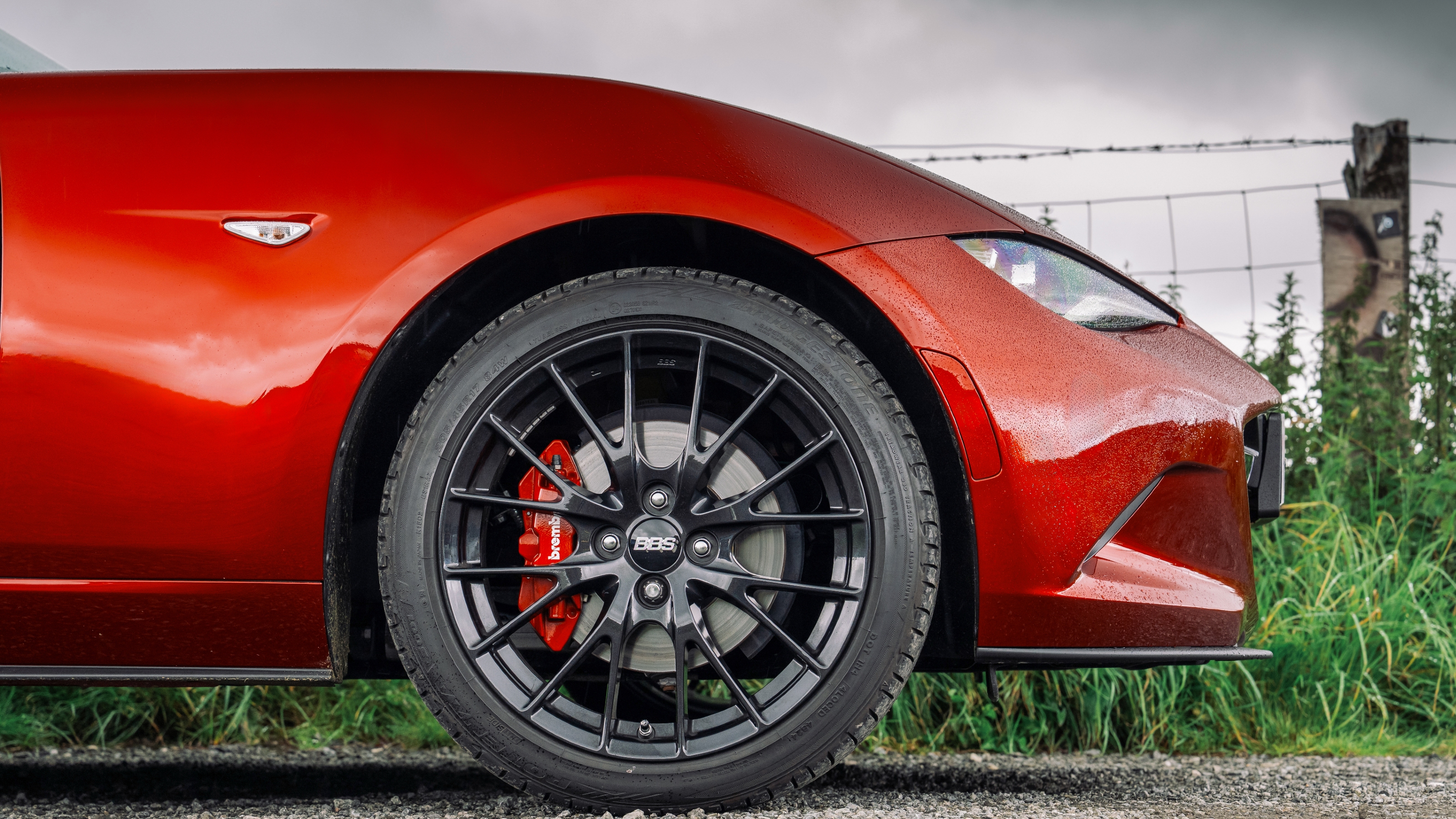 Mazda MX-5 side