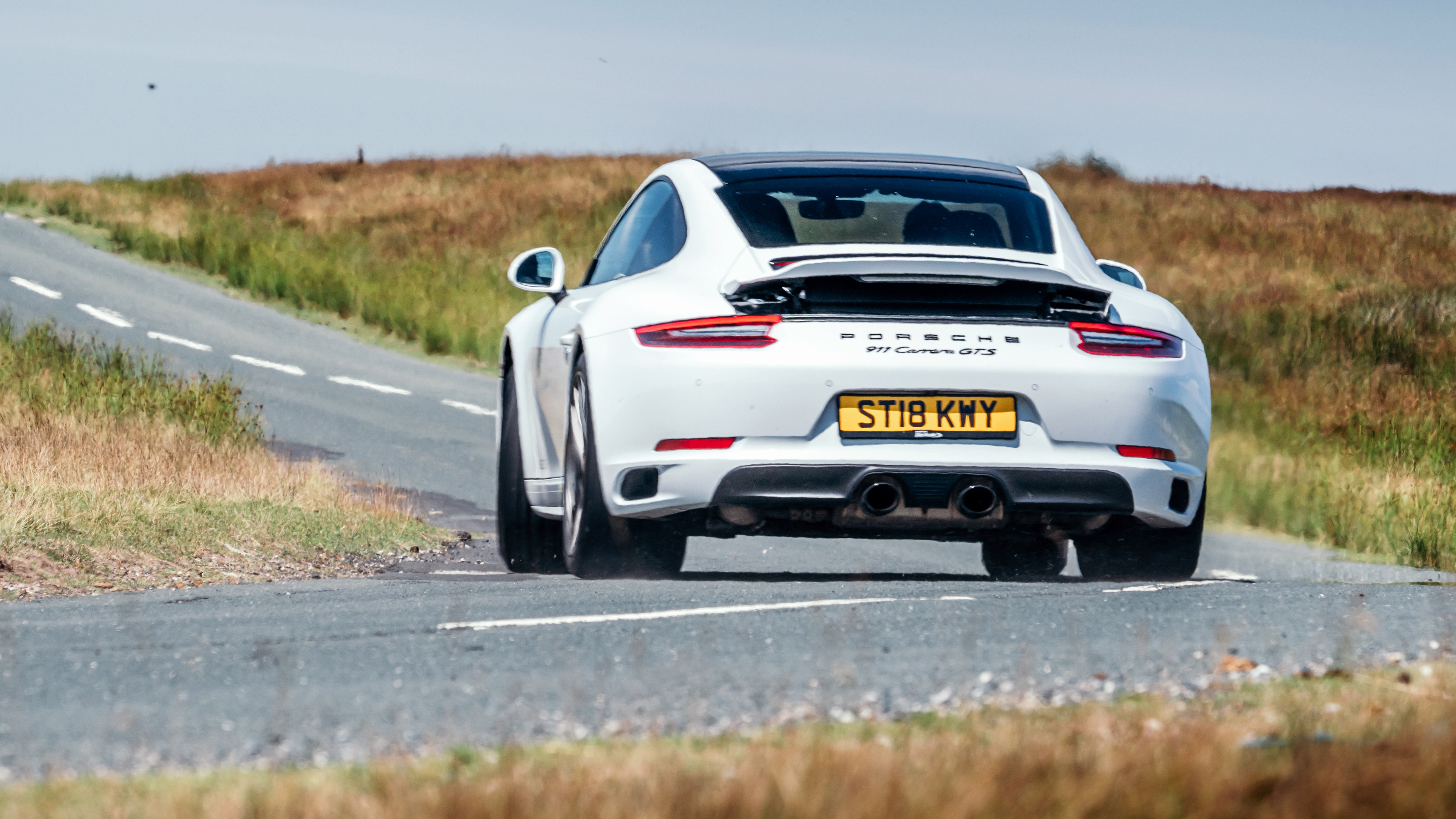 Porsche 911 Carrera GTS