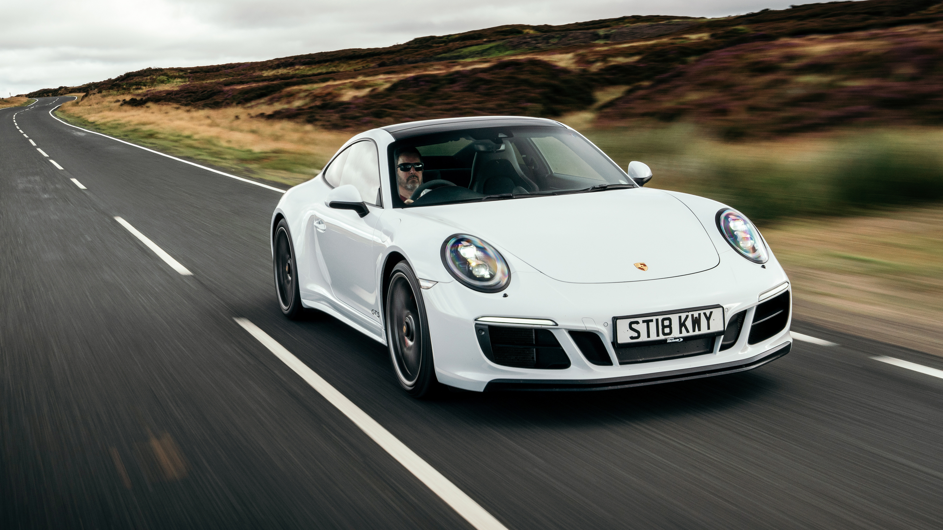 Porsche 911 Carrera GTS