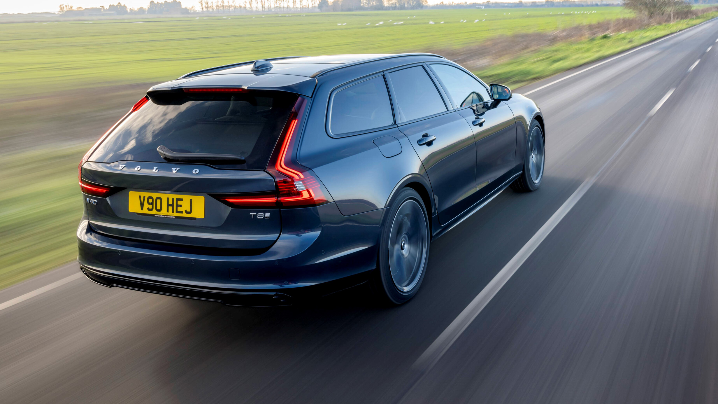 Volvo V90