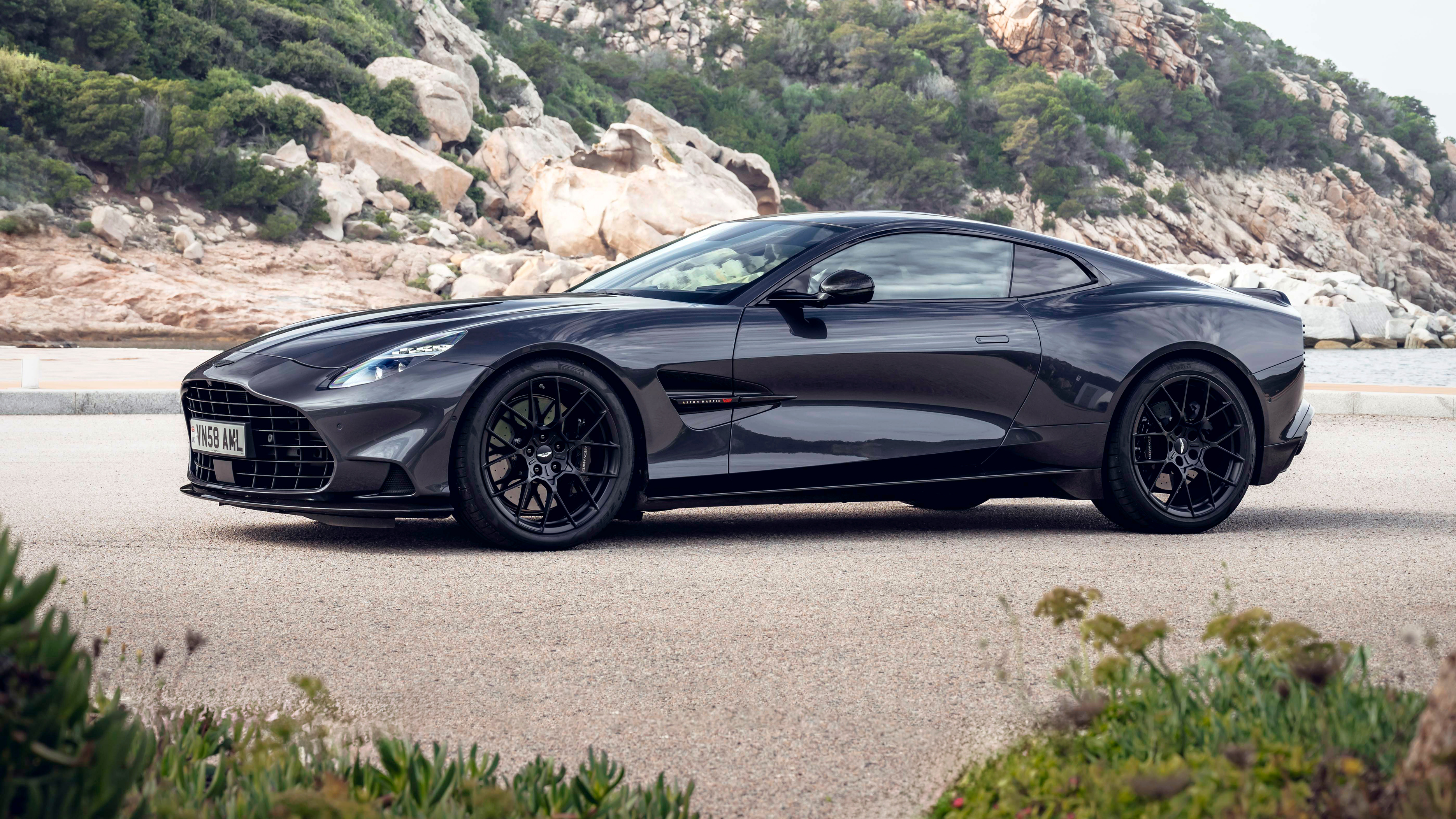 Aston Martin Vanquish