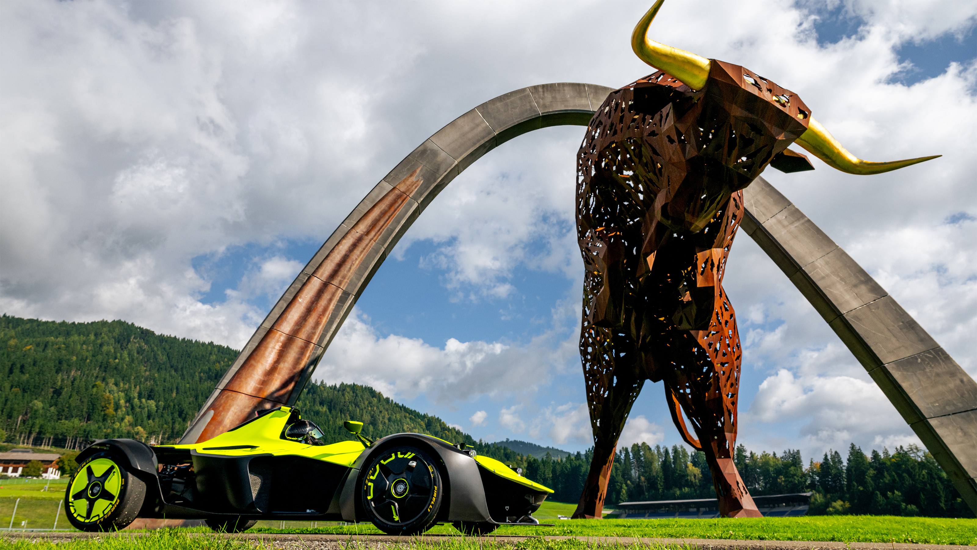 BAC Mono Cup – front