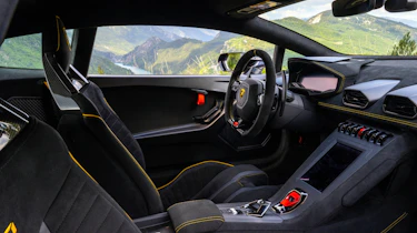 Lamborghini Huracan STO
