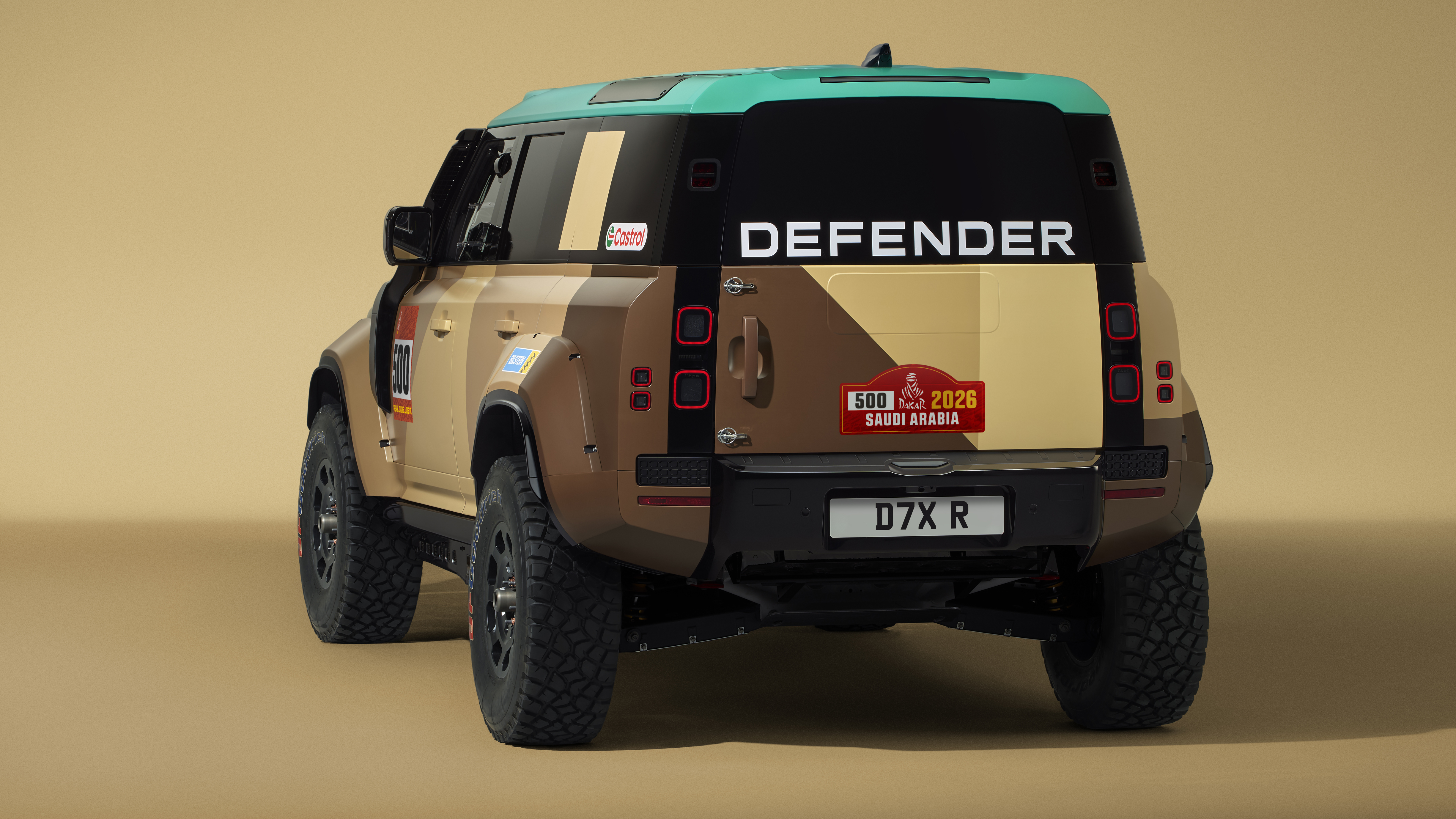 Land Rover Defender Dakar D7X-R 