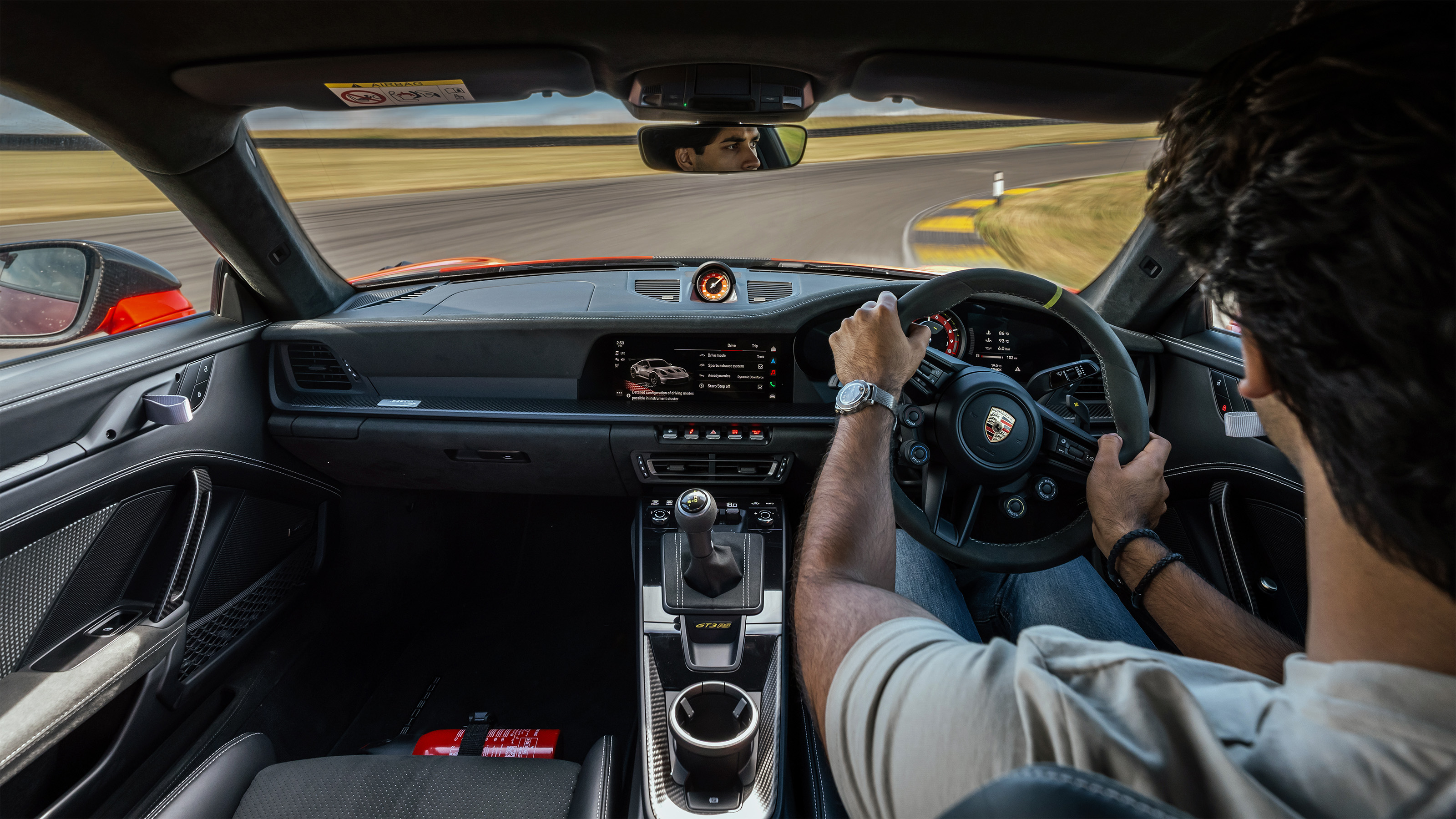 Porsche 911 GT3 RS – interior