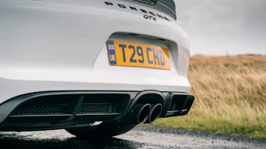 Porsche Cayman GT4 981