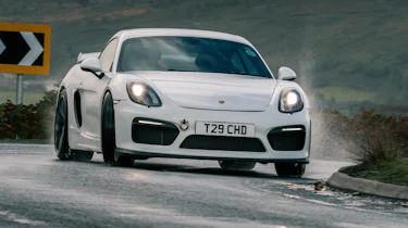 Porsche Cayman GT4 981