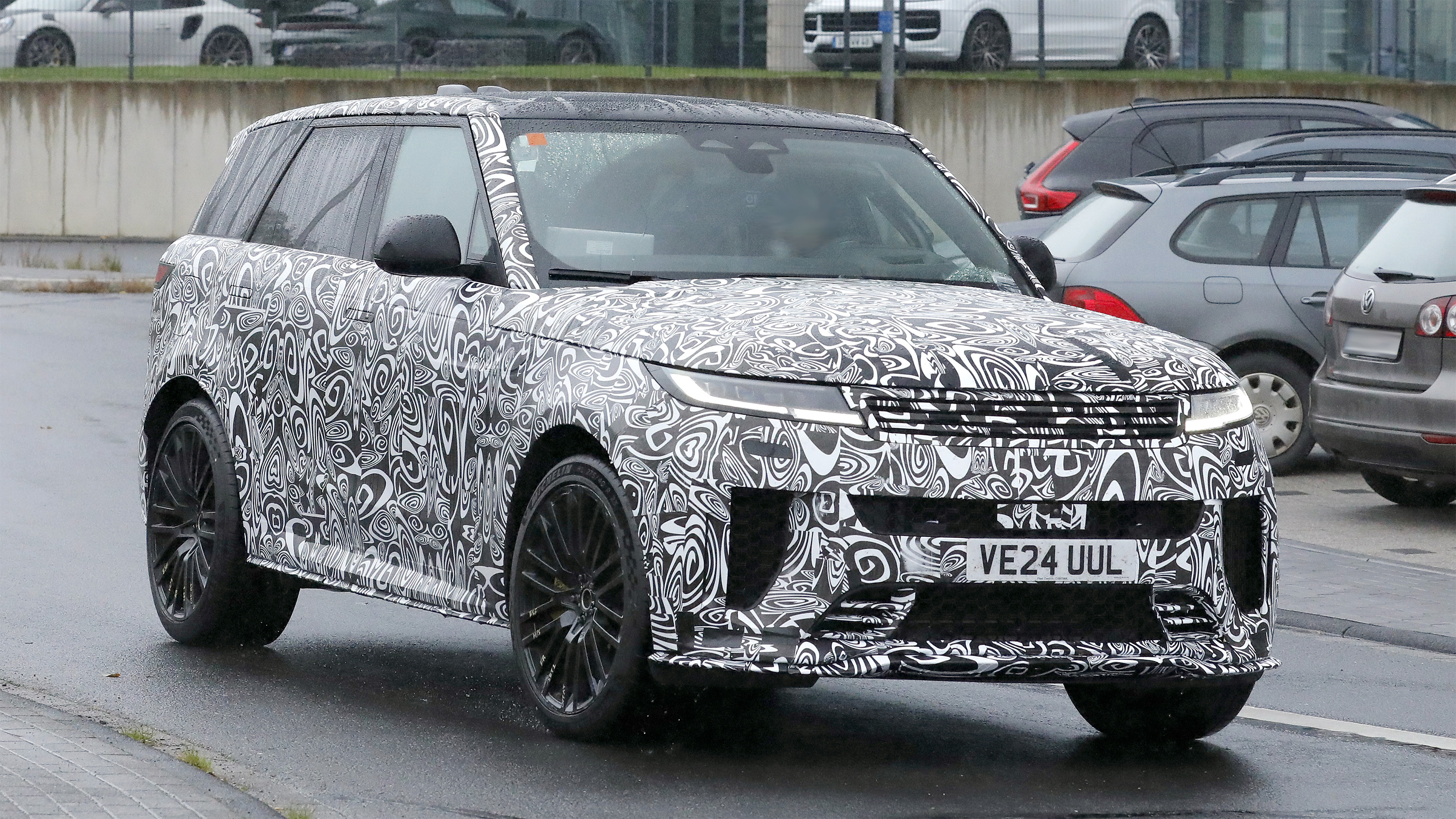 Range Rover Sport SV facelift – front