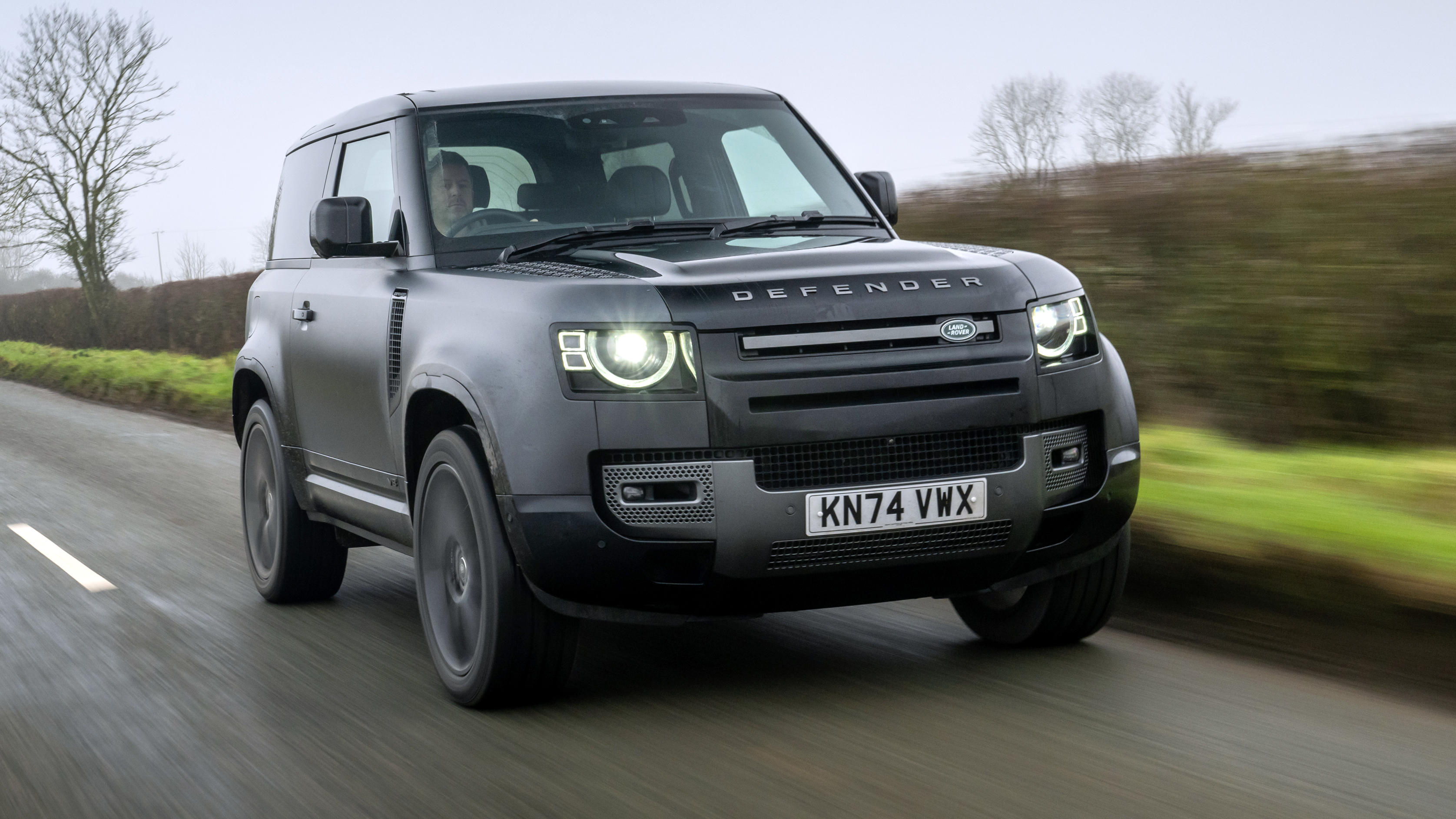 evo Fast Fleet Land Rover Defender 90 V8
