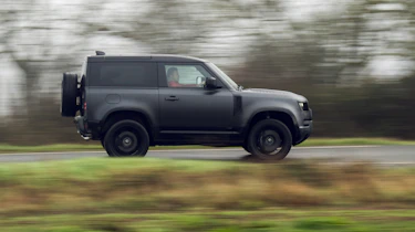 evo Fast Fleet Land Rover Defender 90 V8