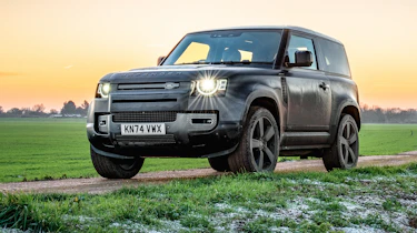 evo Fast Fleet Land Rover Defender 90 V8