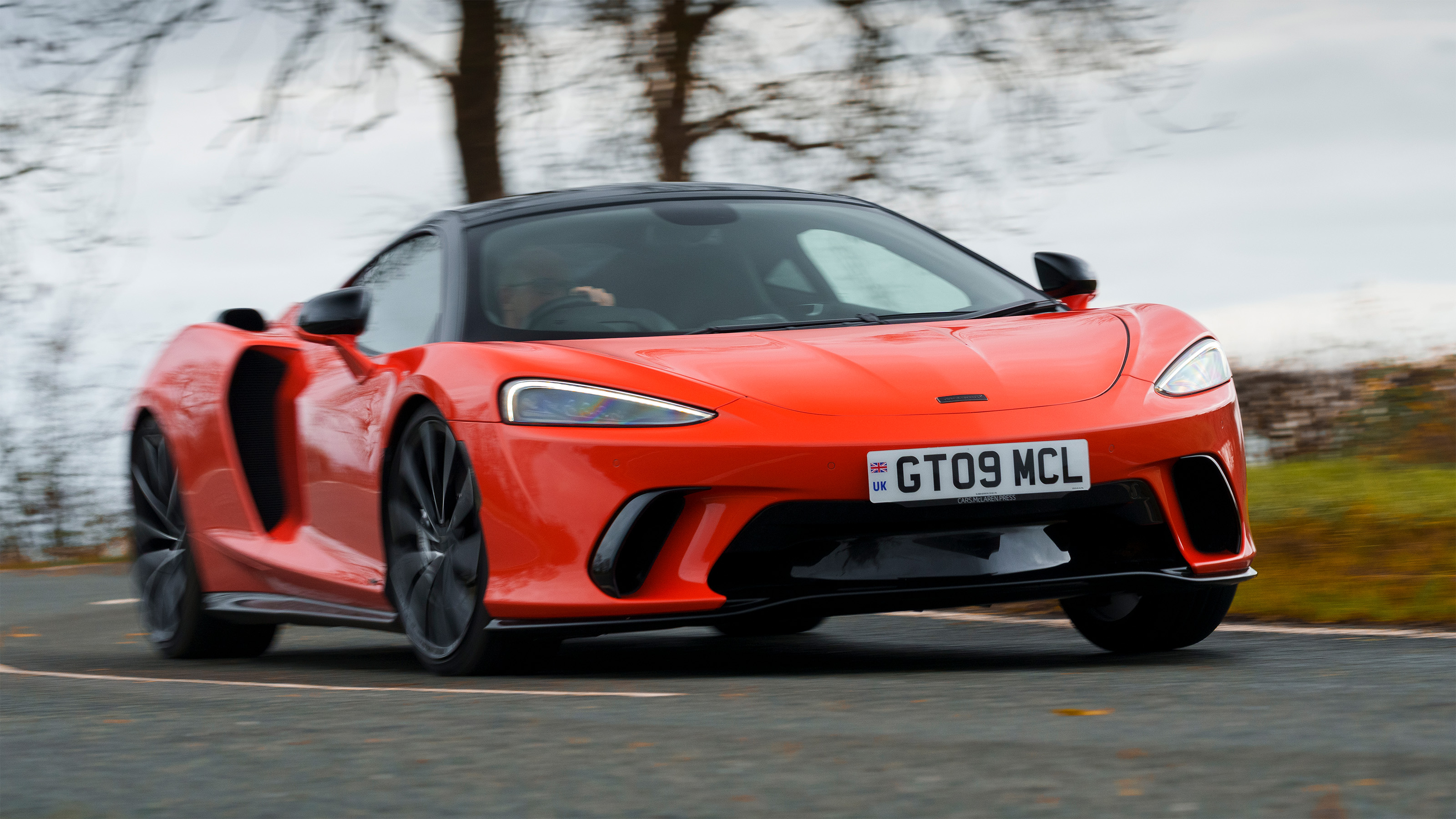 McLaren GTS – front