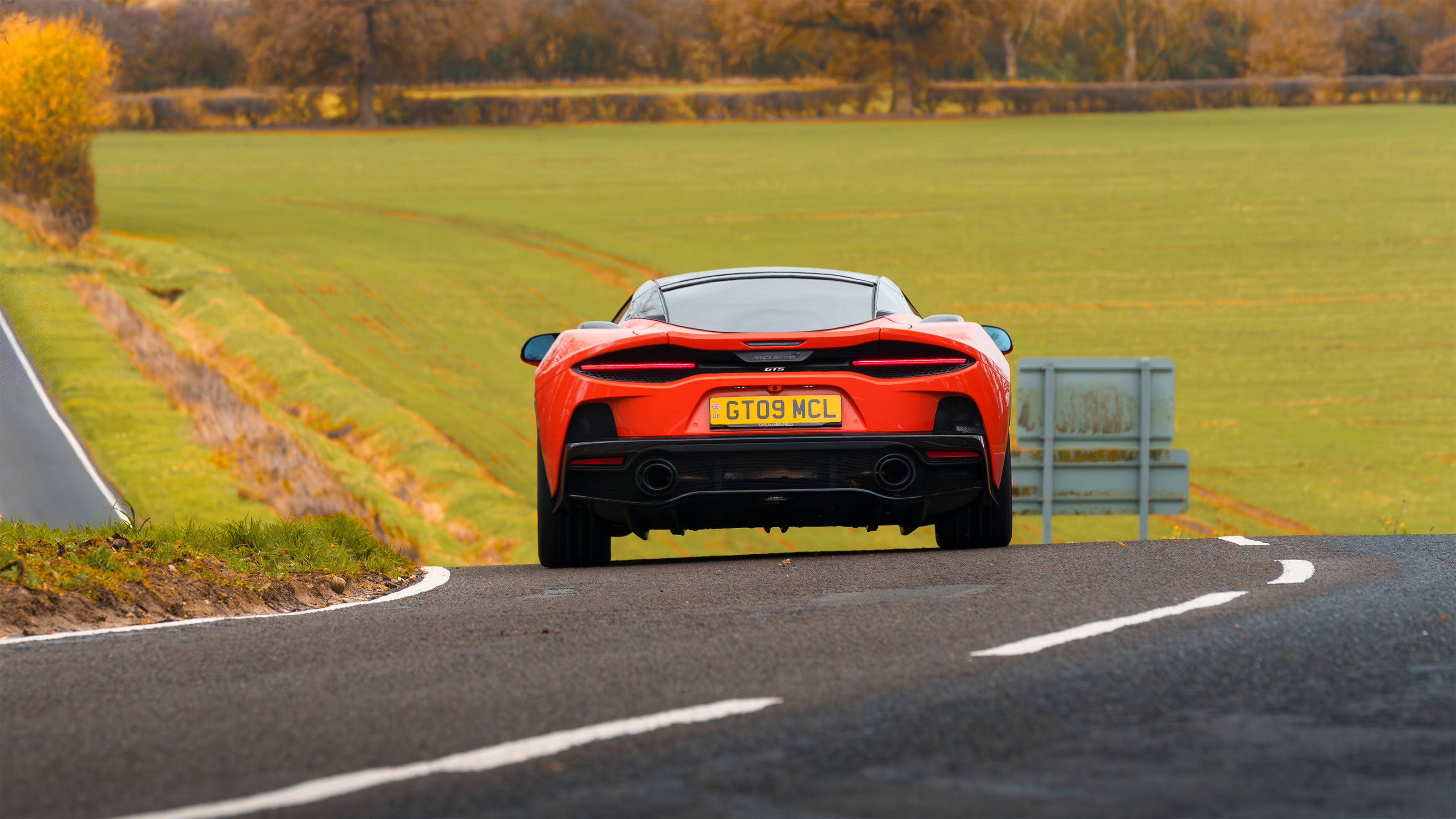 McLaren GTS – rear